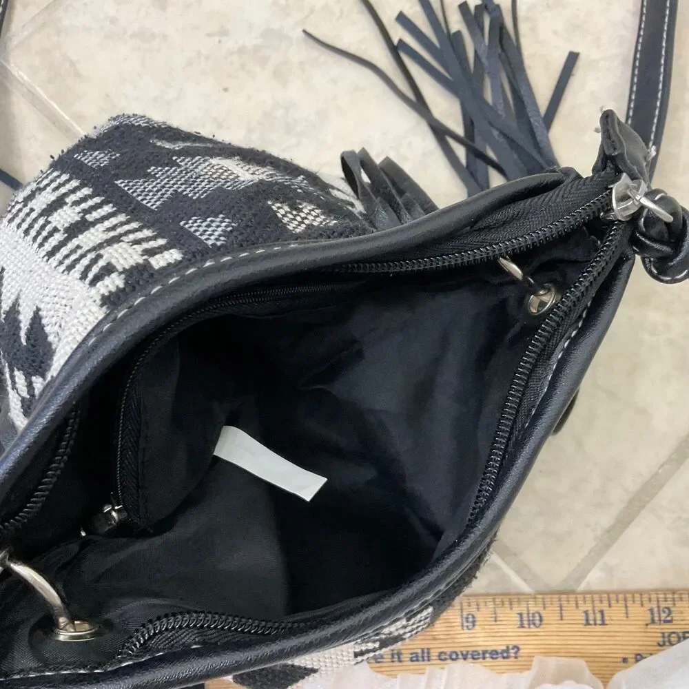 Women's Boho Crossbody Purse Bag Rodeo Aztec print fringe black/white zip top